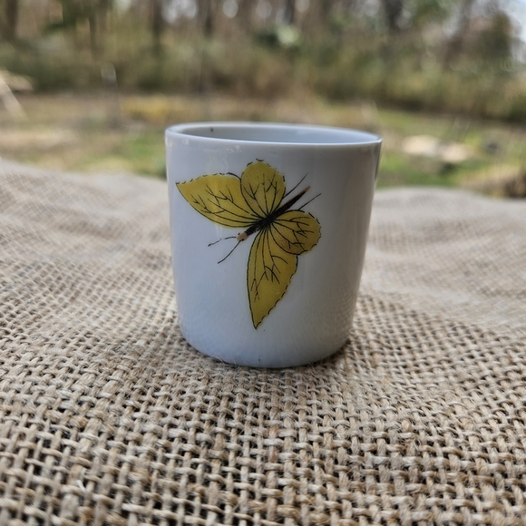Tiny Limoges Cup or Vase with Blue and Yellow Butterflies - Picture 3 of 9